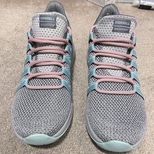 Women’s Merrell hiking shoe